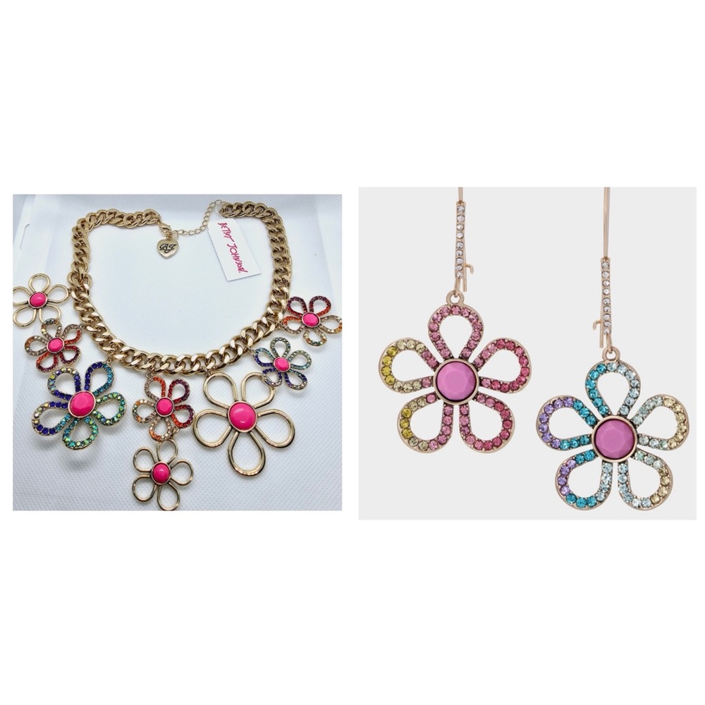 BETSEY JOHNSON SET Love Fest Floral Bib Curb Chain Necklace & Earrings NEW NWT